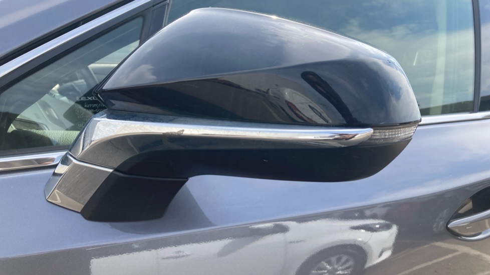 Lexus NX 300h 2.5 Premium Sport Edition 5dr CVT [Pan roof] Hybrid Estate - Image 47