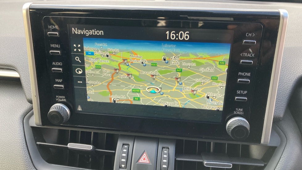 Toyota RAV4 2.5 VVT-i Hybrid Design 5dr CVT 2WD Hybrid Estate - Image 9