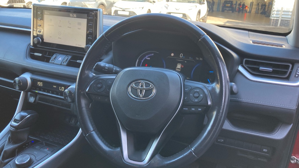 Toyota RAV4 2.5 VVT-i Hybrid Design 5dr CVT Hybrid Estate - Image 10