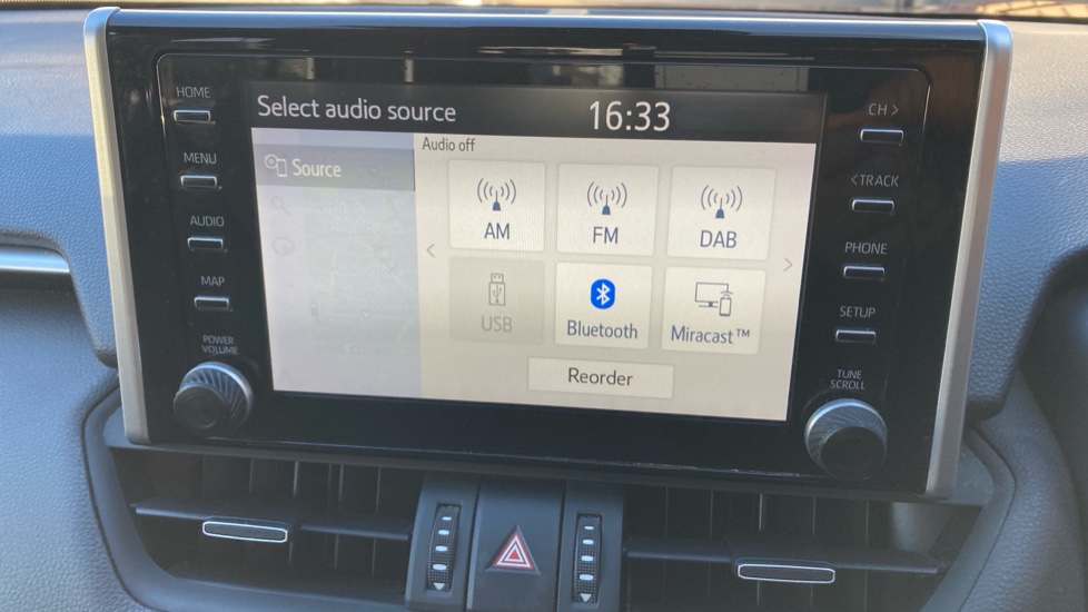 Toyota RAV4 2.5 VVT-i Hybrid Design 5dr CVT Hybrid Estate - Image 37