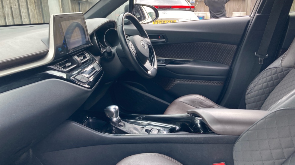 Toyota C-HR 1.8 Hybrid Excel 5dr CVT Hybrid Hatchback - Image 5