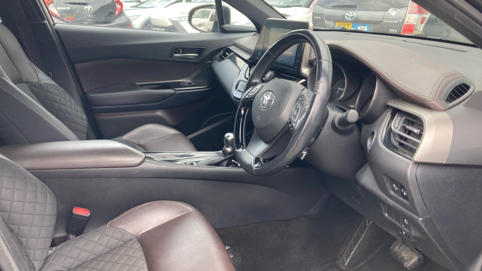 Toyota C-HR 1.8 Hybrid Excel 5dr CVT Hybrid Hatchback - Image 12