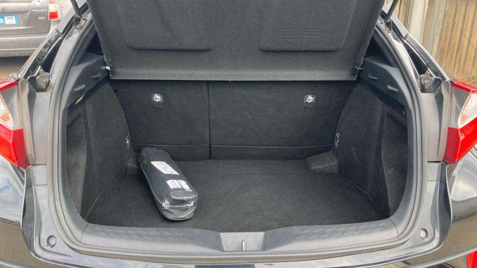 Toyota C-HR 1.8 Hybrid Excel 5dr CVT Hybrid Hatchback - Image 13