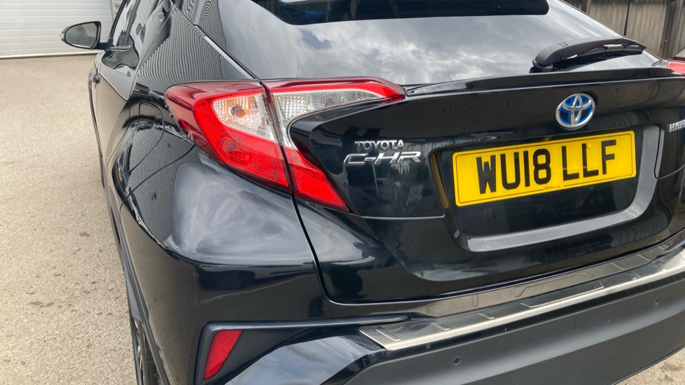 Toyota C-HR 1.8 Hybrid Excel 5dr CVT Hybrid Hatchback - Image 21