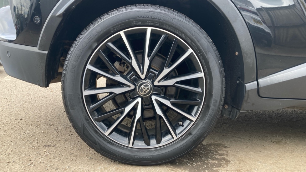 Toyota C-HR 1.8 Hybrid Excel 5dr CVT Hybrid Hatchback - Image 25