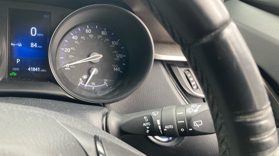 Toyota C-HR 1.8 Hybrid Excel 5dr CVT Hybrid Hatchback - Image 31