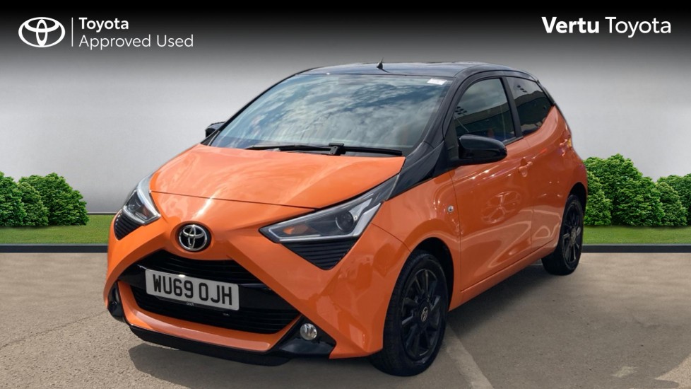 Toyota Aygo 1.0 VVT-i X-Cite 5 5dr Petrol Hatchback - Image 3