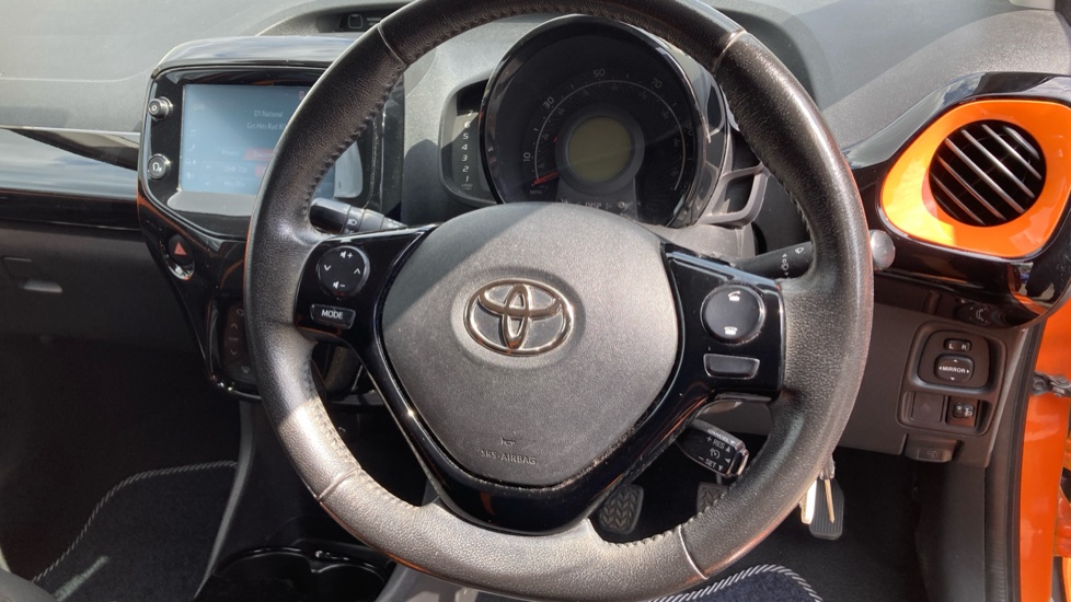 Toyota Aygo 1.0 VVT-i X-Cite 5 5dr Petrol Hatchback - Image 10