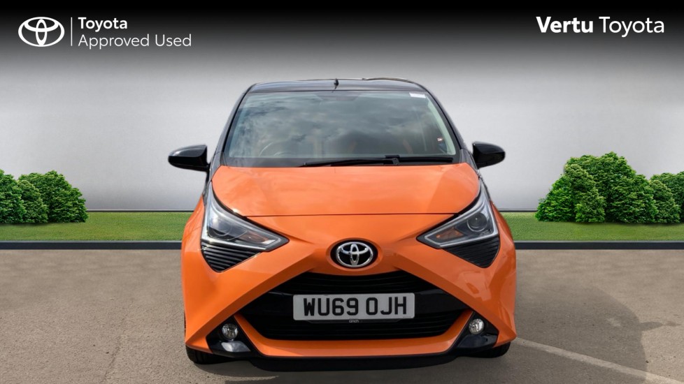 Toyota Aygo 1.0 VVT-i X-Cite 5 5dr Petrol Hatchback - Image 22