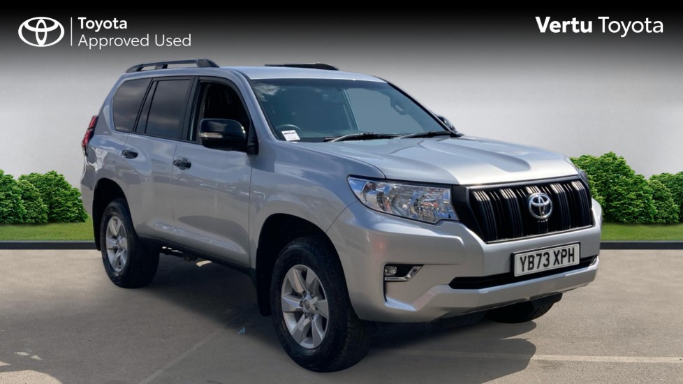 Toyota Land Cruiser Lwb Diesel 2.8D 204 Utility Commercial - Image 1