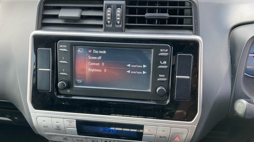 Toyota Land Cruiser Lwb Diesel 2.8D 204 Utility Commercial - Image 41