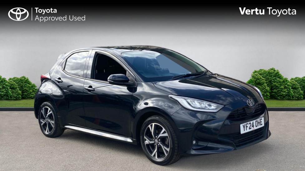 Toyota Yaris 1.5 Hybrid Design 5dr CVT Hybrid Hatchback - Image 1