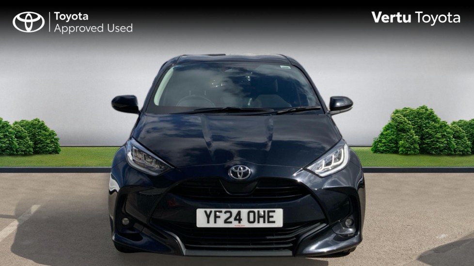 Toyota Yaris 1.5 Hybrid Design 5dr CVT Hybrid Hatchback - Image 22