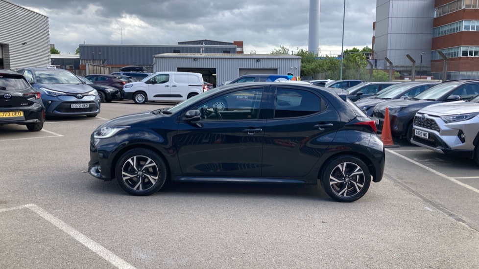 Toyota Yaris 1.5 Hybrid Design 5dr CVT Hybrid Hatchback - Image 24