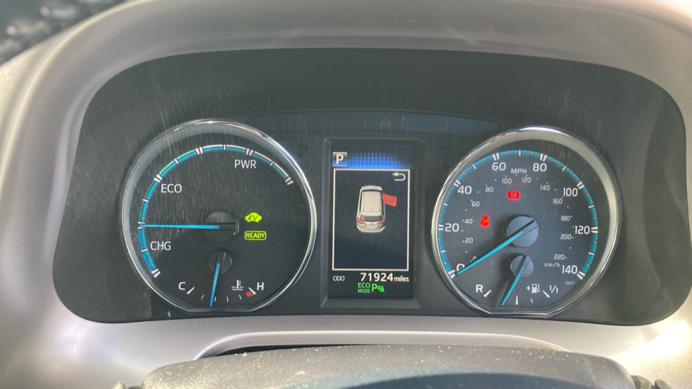 Toyota RAV4 2.5 VVT-i Hybrid Design TSS 5dr CVT Hybrid Estate - Image 11