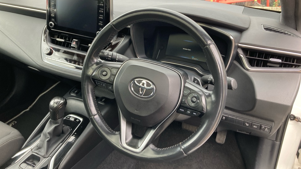 Toyota Corolla 2.0 VVT-i Hybrid Design 5dr CVT Hybrid Hatchback - Image 7