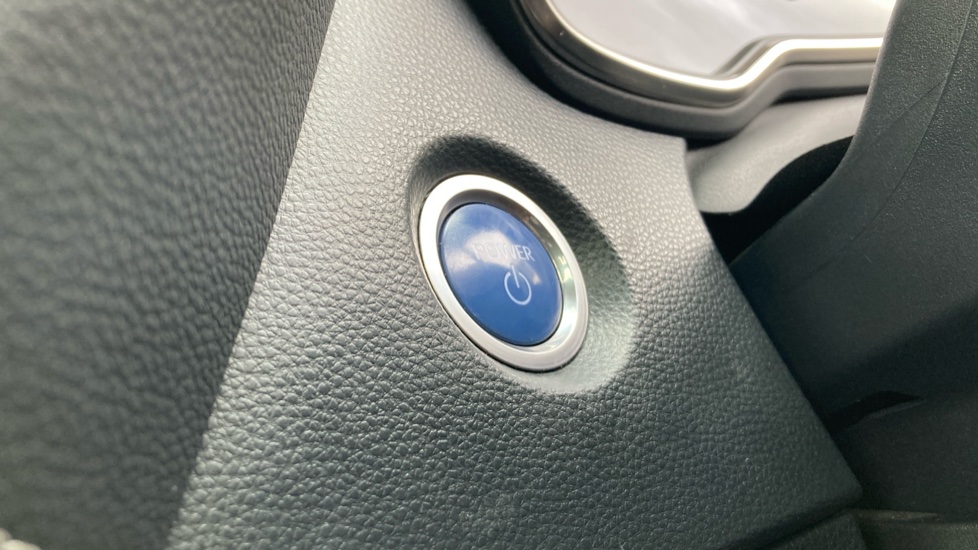 Toyota Corolla 2.0 VVT-i Hybrid Design 5dr CVT Hybrid Hatchback - Image 16