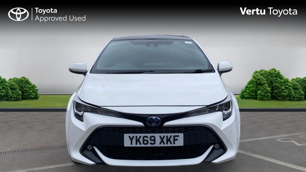 Toyota Corolla 2.0 VVT-i Hybrid Design 5dr CVT Hybrid Hatchback - Image 22