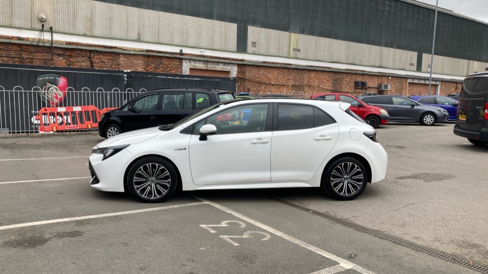 Toyota Corolla 2.0 VVT-i Hybrid Design 5dr CVT Hybrid Hatchback - Image 24