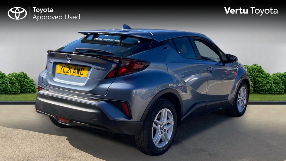 Toyota C-HR 1.8 Hybrid Icon 5dr CVT Hybrid Hatchback - Image 2