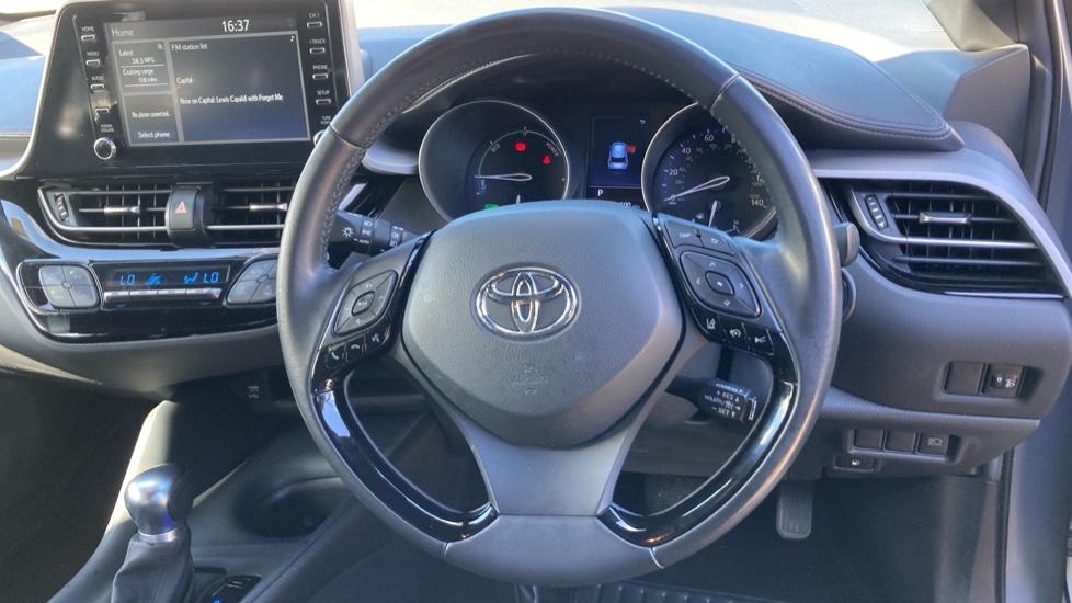 Toyota C-HR 1.8 Hybrid Icon 5dr CVT Hybrid Hatchback - Image 10