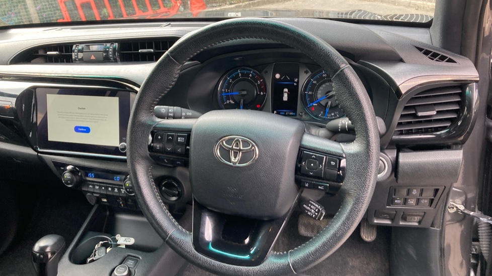 Toyota Hilux Diesel Invincible X D/Cab Pick Up 2.8 D 48V Auto - Image 10