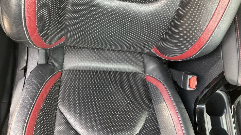 Toyota Corolla 1.8 VVT-i Hybrid Excel 5dr CVT Hybrid Hatchback - Image 14