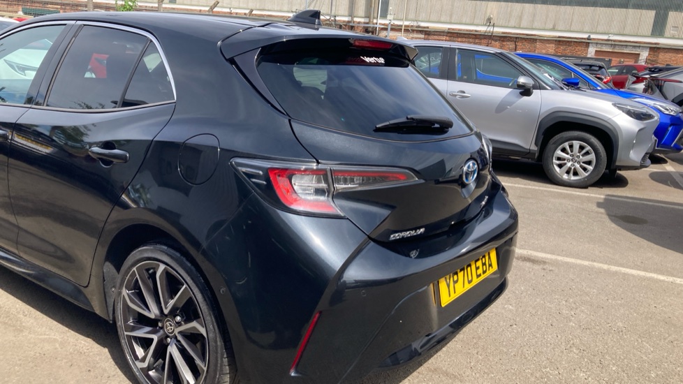 Toyota Corolla 1.8 VVT-i Hybrid Excel 5dr CVT Hybrid Hatchback - Image 21