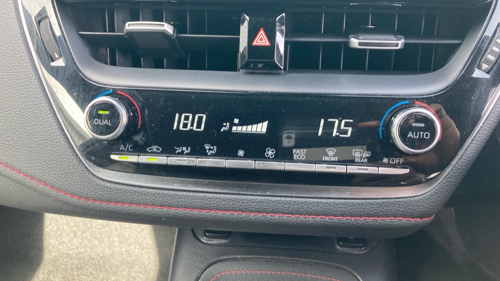 Toyota Corolla 1.8 VVT-i Hybrid Excel 5dr CVT Hybrid Hatchback - Image 34