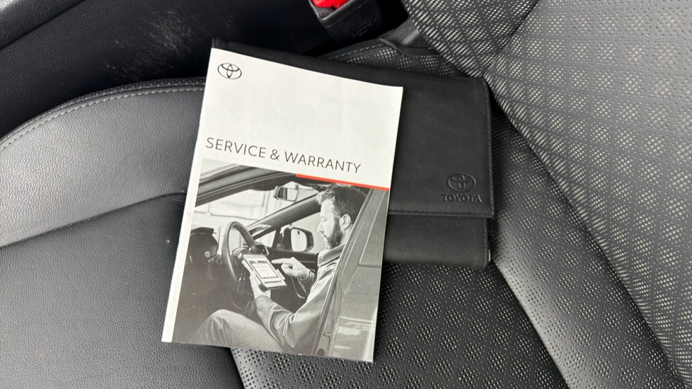 Toyota C-HR 2.0 Hybrid Excel 5dr CVT Hybrid Hatchback - Image 27