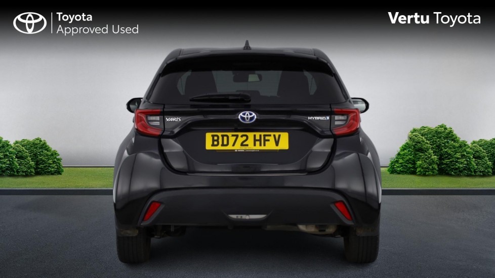 Toyota Yaris 1.5 Hybrid Design 5dr CVT Hybrid Hatchback - Image 26