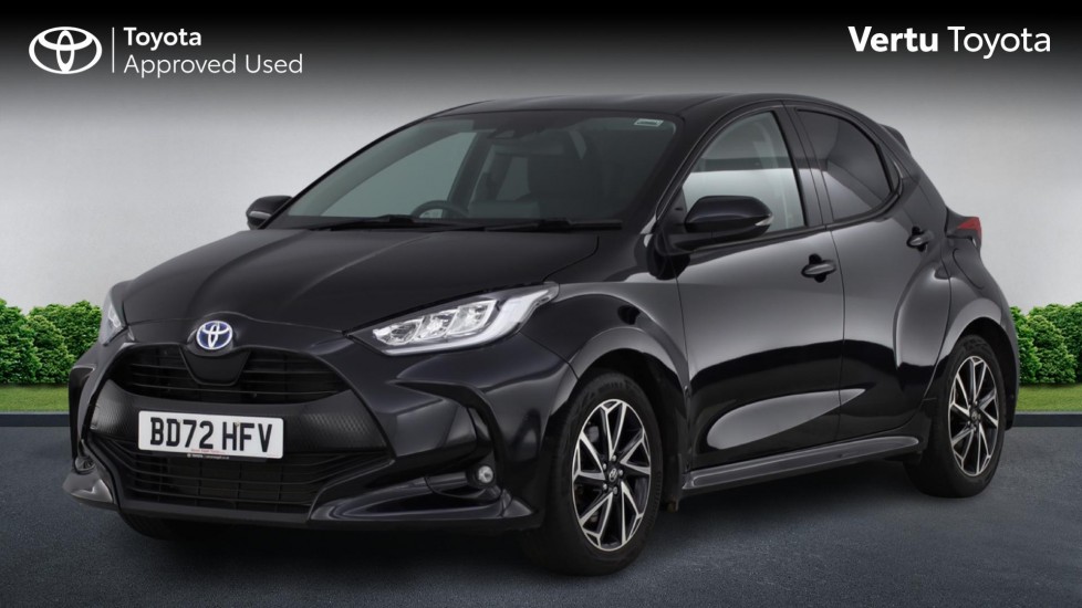 Toyota Yaris 1.5 Hybrid Design 5dr CVT Hybrid Hatchback - Image 3