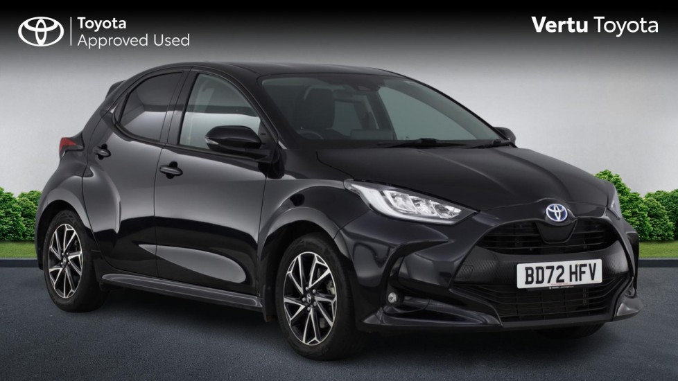 Toyota Yaris 1.5 Hybrid Design 5dr CVT Hybrid Hatchback - Image 1