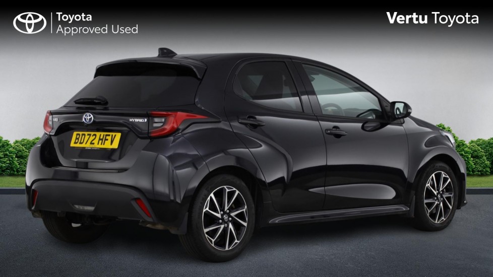 Toyota Yaris 1.5 Hybrid Design 5dr CVT Hybrid Hatchback - Image 2
