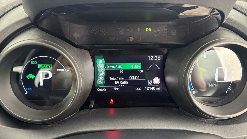 Toyota Yaris 1.5 Hybrid Design 5dr CVT Hybrid Hatchback - Image 11