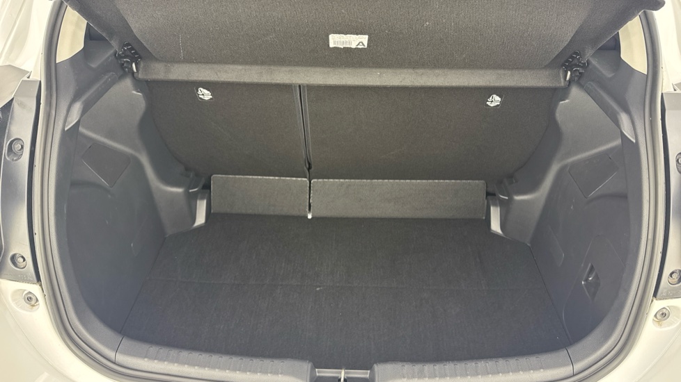 Toyota Yaris 1.5 Hybrid Icon 5dr CVT Hybrid Hatchback - Image 14