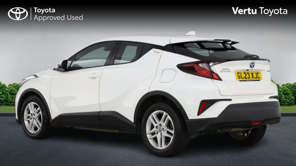 Toyota C-HR 1.8 Hybrid Icon 5dr CVT Hybrid Hatchback - Image 4