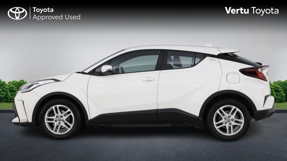 Toyota C-HR 1.8 Hybrid Icon 5dr CVT Hybrid Hatchback - Image 24