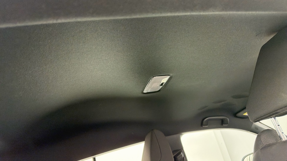 Toyota C-HR 1.8 Hybrid Icon 5dr CVT Hybrid Hatchback - Image 19