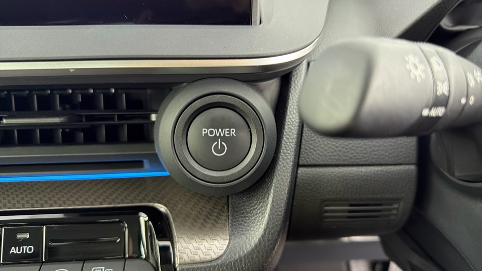 Toyota Prius 2.0 PHEV Design 5dr CVT Hatchback - Image 16