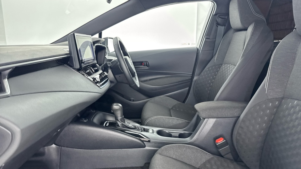 Toyota Corolla Petrol 1.8 VVT-i Hybrid Commercial Auto - Image 5