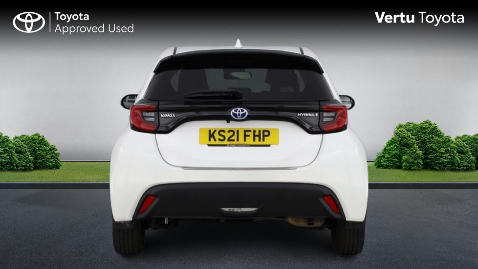 Toyota Yaris 1.5 Hybrid Design 5dr CVT Hybrid Hatchback - Image 26