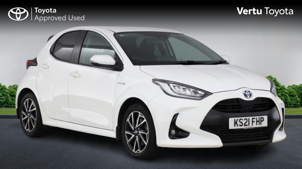 Toyota Yaris 1.5 Hybrid Design 5dr CVT Hybrid Hatchback - Image 1