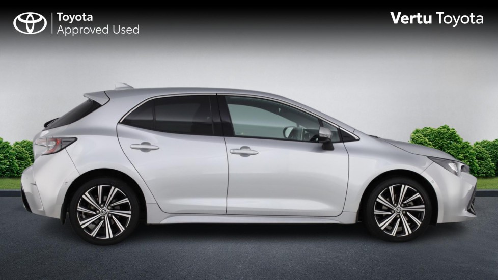 Toyota Corolla 1.8 VVT-i Hybrid Design 5dr CVT Hybrid Hatchback - Image 23