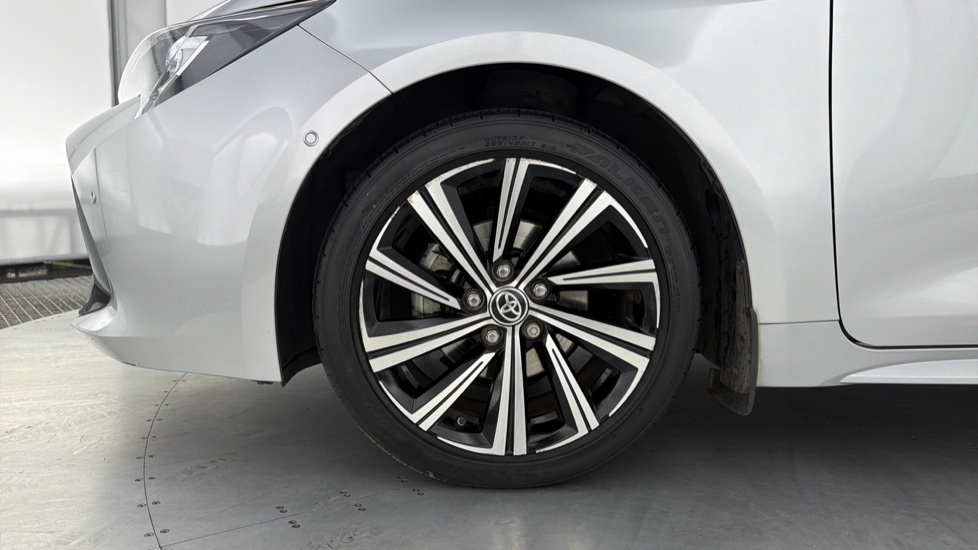 Toyota Corolla 1.8 VVT-i Hybrid Design 5dr CVT Hybrid Hatchback - Image 25
