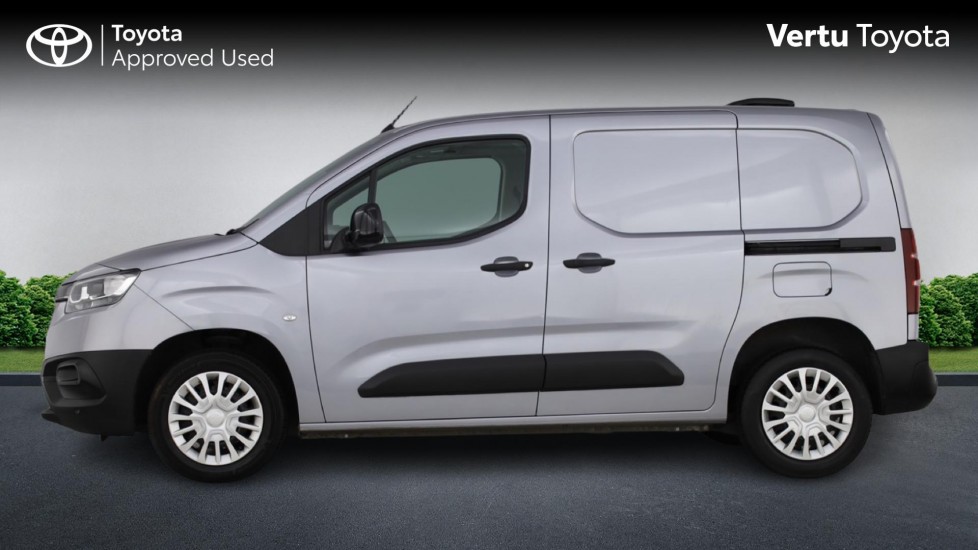 Toyota Proace City L1 Diesel 1.5D 100 Icon Van [6 Speed] - Image 17