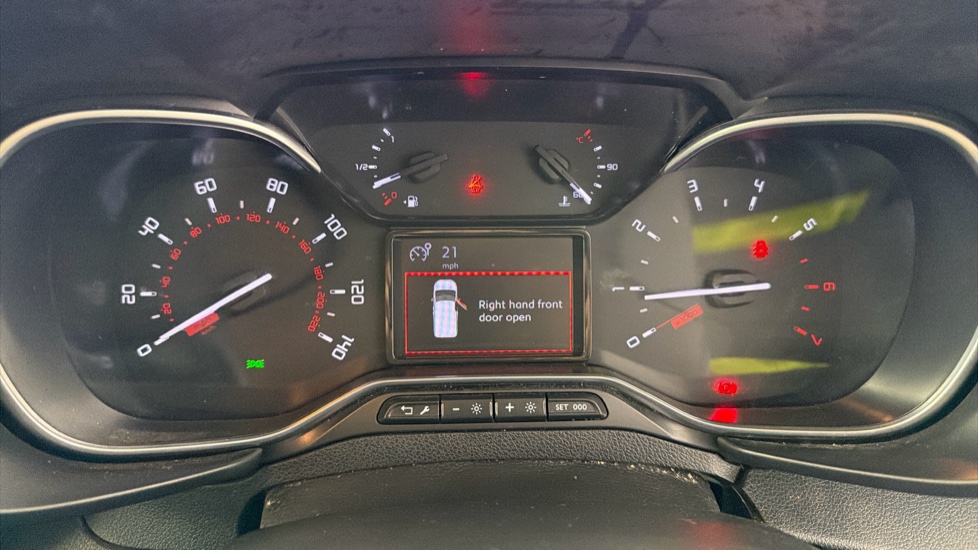 Toyota Proace City L1 Diesel 1.5D 100 Icon Van [6 Speed] - Image 11