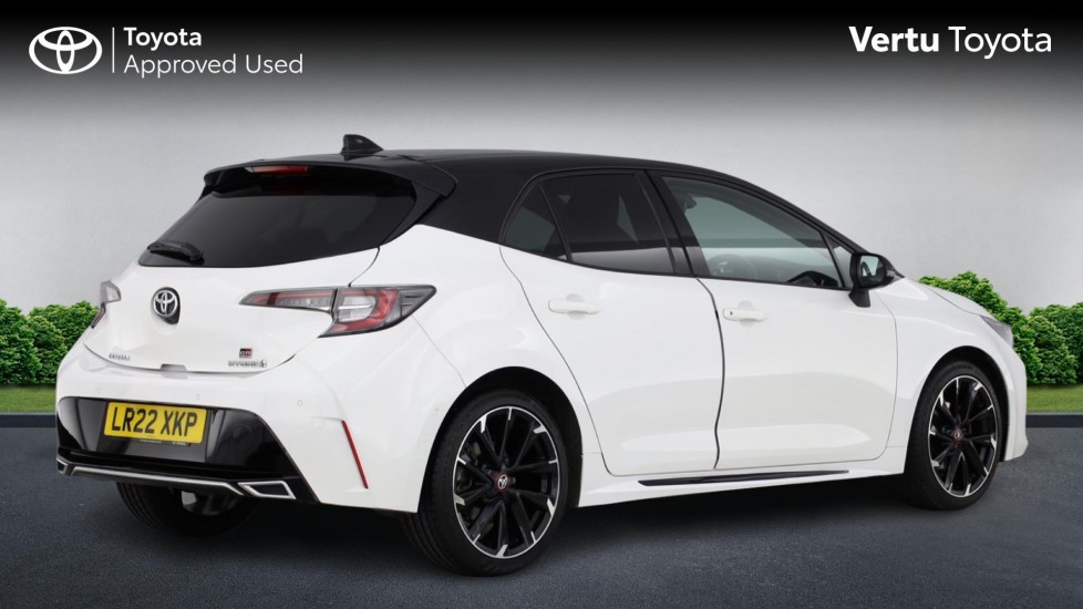 Toyota Corolla 1.8 VVT-i Hybrid GR Sport 5dr CVT Hybrid Hatchback - Image 2
