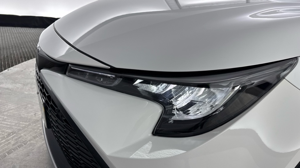 Toyota Corolla 1.8 VVT-i Hybrid GR Sport 5dr CVT Hybrid Hatchback - Image 20