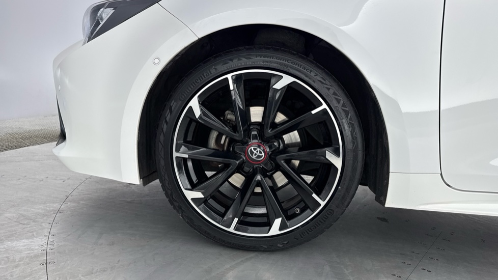 Toyota Corolla 1.8 VVT-i Hybrid GR Sport 5dr CVT Hybrid Hatchback - Image 25